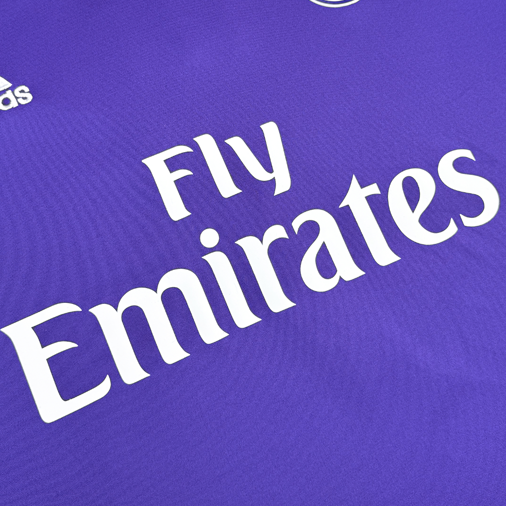 Kit Infantil Real Madrid II 2016/17